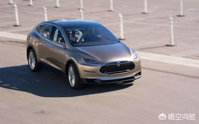 斯特拉电动汽车价格，特斯拉将Model 3降至30万以下，新能源汽车的未来已来