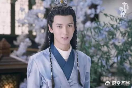 容离:在张逸杰和陈宥维中，你更喜欢谁