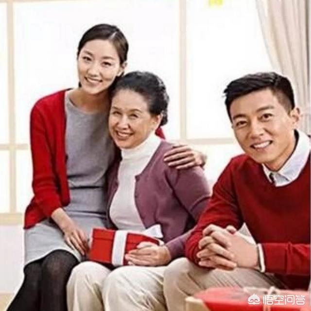 他伤透了我的心:那么爱他，却伤透了我的心，让我生不如死，我该如何走出这段感情