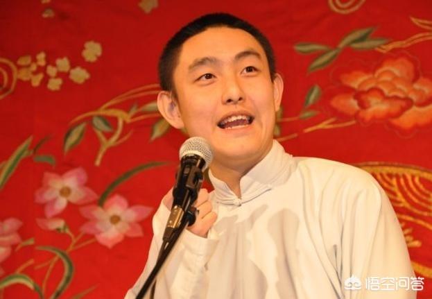 张鹤文曾是德云社优秀捧哏，后成为鹤字科第一个退出的徒弟，现在后悔吗？