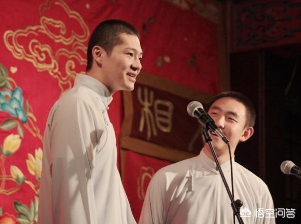 张鹤文曾是德云社优秀捧哏，后成为鹤字科第一个退出的徒弟，现在后悔吗？