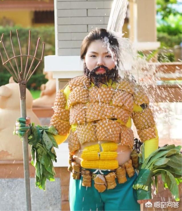 伊织萌:最简单的cosplay是怎样的呢？