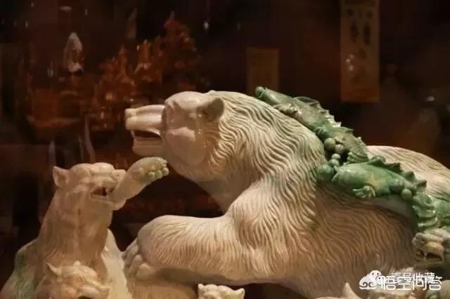 何鸿燊怎么读:赌王何鸿燊都有哪些天价文玩收藏？