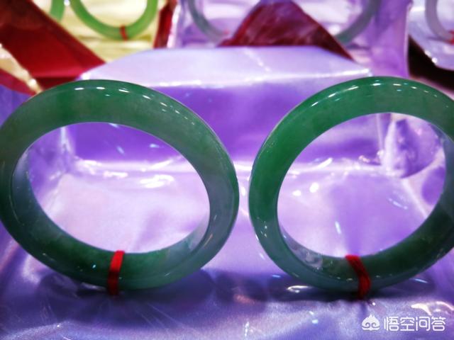 翡翠必懂十句行话,翡翠“水头”，你真的会看吗？