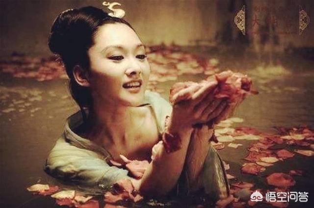 故宫宫女墙上灵异事件:你曾在故宫里面有什么有趣的经历？