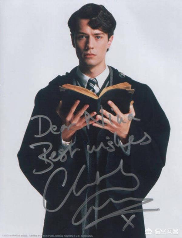 头条问答 - credence最后活下来而且是hp系列中大家熟悉的人物,那他