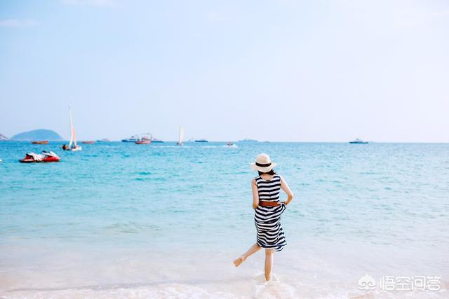 胡杏儿晒比基尼照:在海边如何拍出好看的照片？