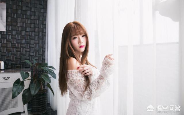 八两金的老婆:一个有钱的丑男追求你，你会同意嘛？