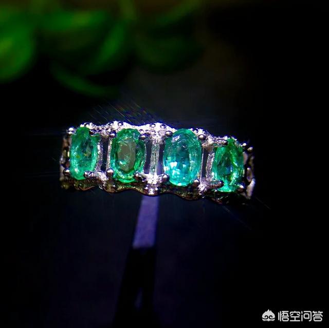 祖母绿原石特征,绿碧玺与祖母绿的区别在哪里？