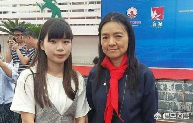 阿拉伯男子:塔利班男人为什么要留那么长的头发和胡子呢？