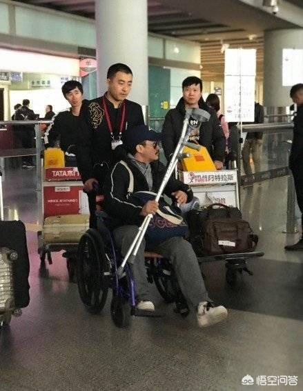 吴京坐轮椅现身:如何看待吴京电影《攀登者》？