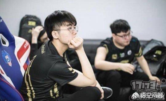 王思聪回应:姿态回归RNG，皇族粉丝却和王思聪在微博开撕，对此你怎么看