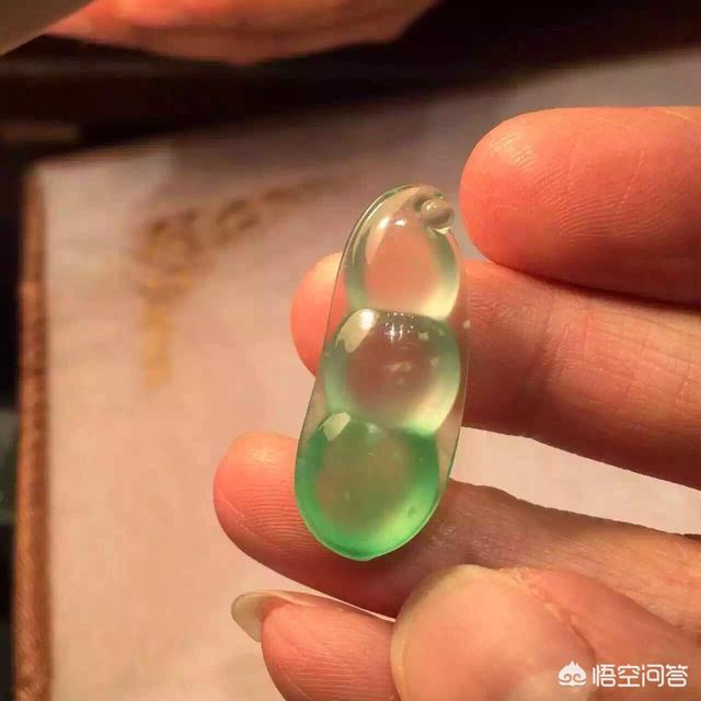 如何挑选翡翠,翡翠如何挑选尺寸和性价比？