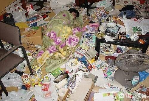 莽夫捡媳妇:男子经常家暴孩子，妻子在旁边没有反应，我该怎么做？