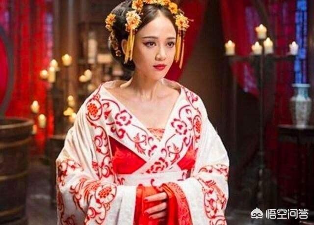 海陆和麦迪娜怎么了:娱乐圈的哪些明星曾经爱的轰轰烈烈，最后却又轰轰烈烈的分手了？