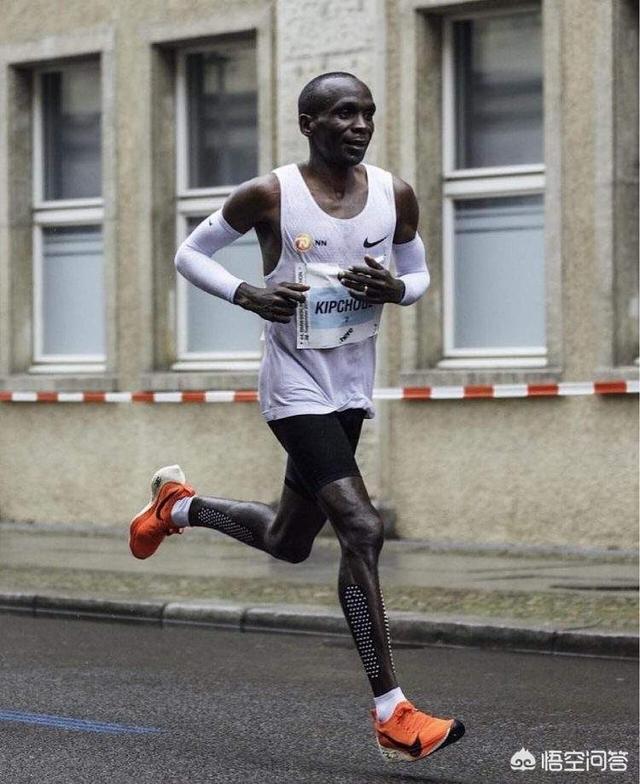 比如短跑运动员博尔特和长跑运动员基普乔格,虽然两个人都是黑人,但是