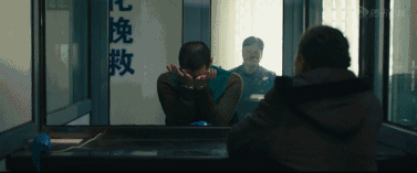 葛优低调出席酒宴:父亲去世，一切从简，不办宴席是不孝吗？会被村里长辈骂吗？