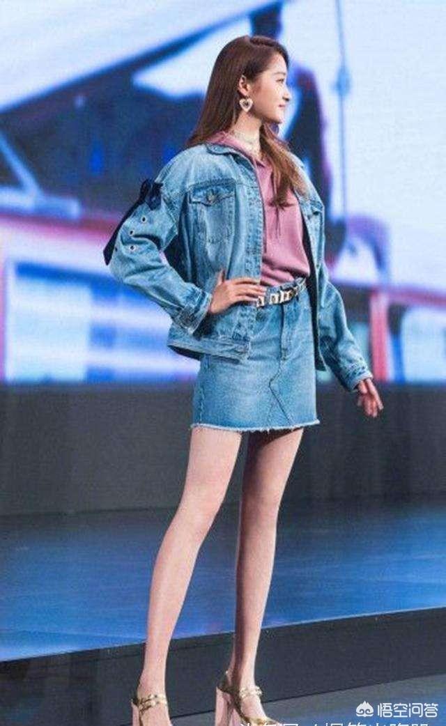 摄影时怎么做能够拍摄出像关晓彤那样的同款美腿？