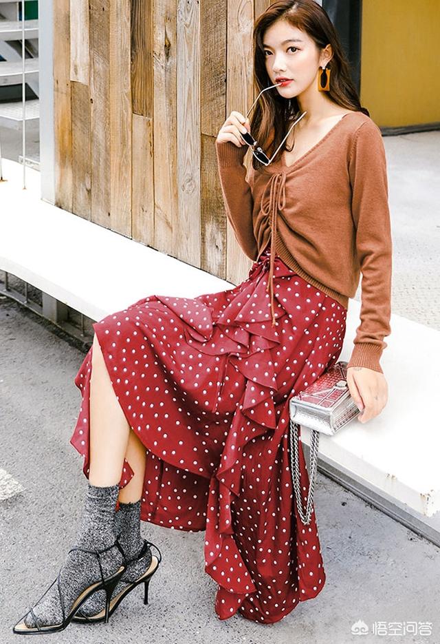 快到夏天了，冷不冷热不热的，衣服怎样穿才洋气