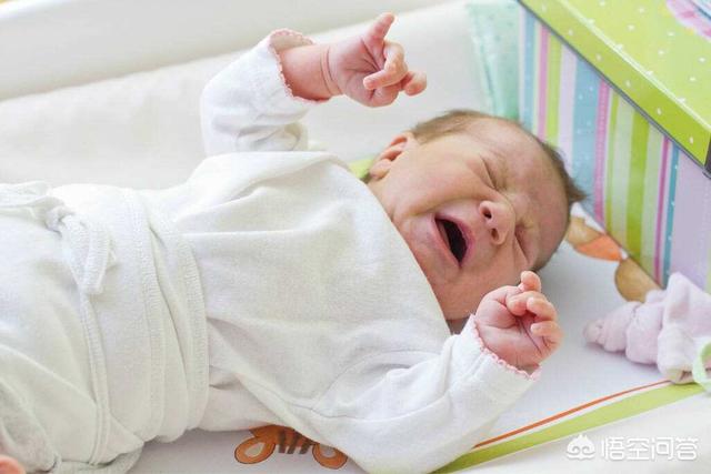 乳糖不耐受症状能加辅食吗:四个月多月乳糖不耐受的宝宝，要如何添加辅食？