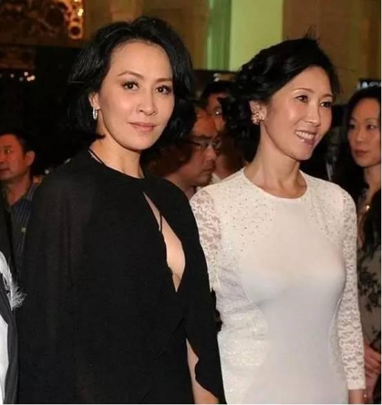王思聪的母亲当年是怎样看上还没有成功的王健林的？