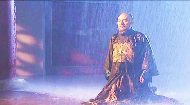 纳兰明珠:雍正写了一个墓碑，从此纳兰明珠家族永世不能翻身，写的什么？