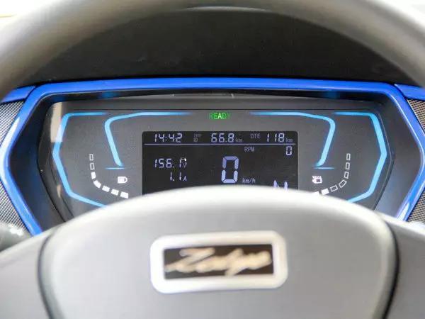 众泰电动汽车价格表，售价5.88万，两座，如何评价众泰的新能源车众泰芝麻