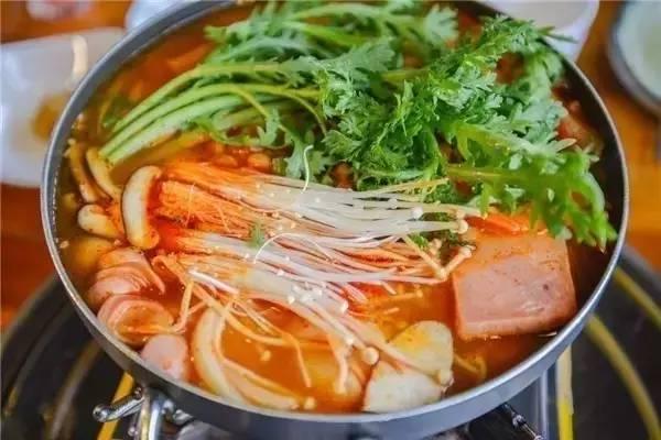 天津好吃的地方在哪里？求推荐？