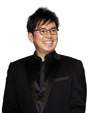 关菊英演唱会:华语乐坛十大流行歌手有哪些？
