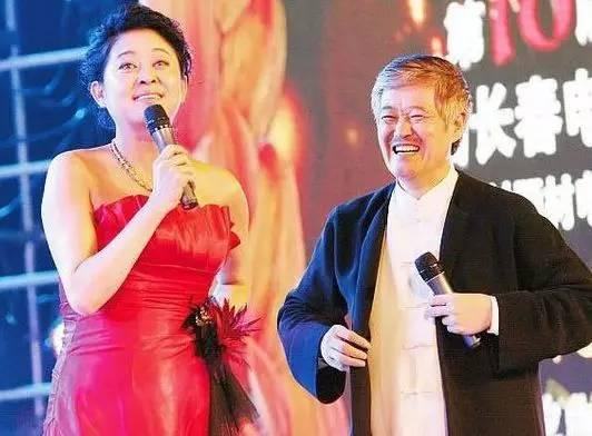 倪萍腿怎么了:倪萍为什么要离开她热爱的主持事业？