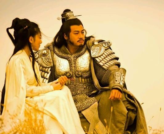 吕雉和项羽:虞姬跟了项羽六年，为什么项羽不给她转正做夫人？