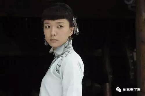 王珞丹和白百合好像:如何在长相上区分白百何和王珞丹？