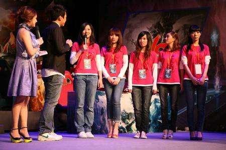 在英雄联盟的女子职业战队中,颜值更重要还是实力更重要？