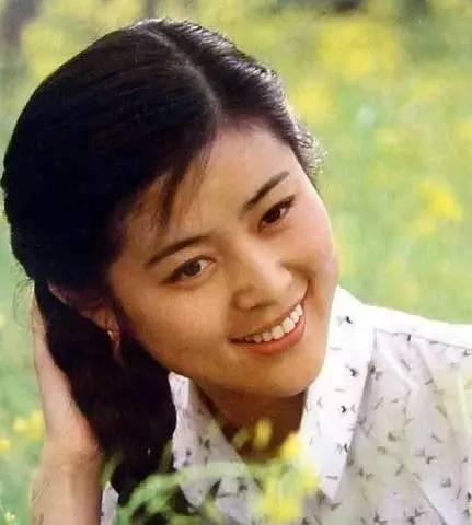 倪萍腿怎么了:倪萍为什么要离开她热爱的主持事业？