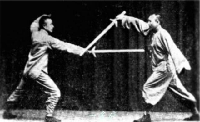 太极拳战泰拳:太极能胜泰拳吗，太极泰拳和巴西柔术哪个更强？