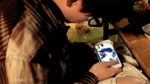 杨洋个人资料:鹿晗杨洋谁的面容更精致？谁长相更吸引人？