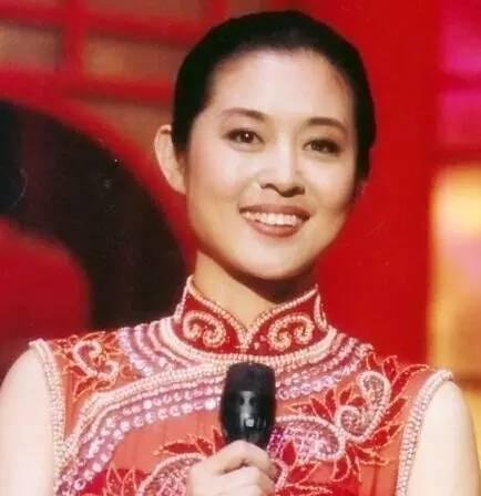 倪萍腿怎么了:倪萍为什么要离开她热爱的主持事业？