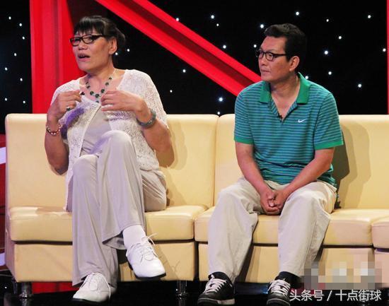 郑海霞声音:和身高2米06女篮传奇中锋郑海霞结婚啥感受？