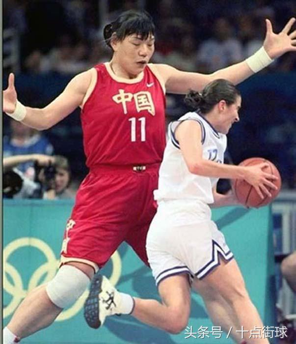 郑海霞声音:和身高2米06女篮传奇中锋郑海霞结婚啥感受？