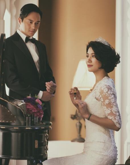沈佳妮朱亚文婚纱照:娱乐圈有哪个女星是真正“嫁给了爱情”？