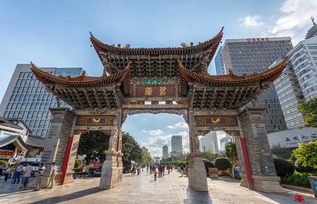 昆明旅游,有什么好玩的地方推荐吗？