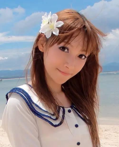 宝儿资料:扫毒泰国女主角八面佛的女儿Mina是谁演的是人妖？