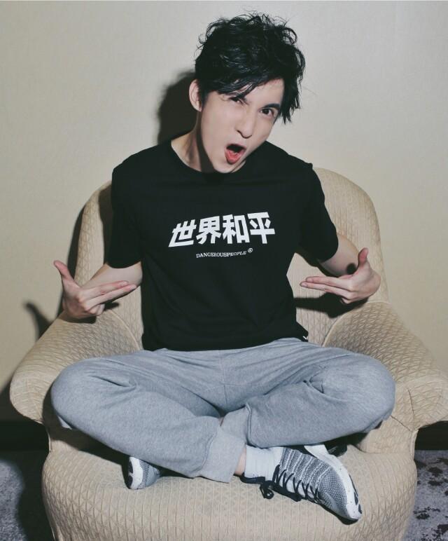 薛之谦欧阳娜娜:说说你是从薛之谦的哪首歌才开始喜欢上了薛为什么喜欢他呢
