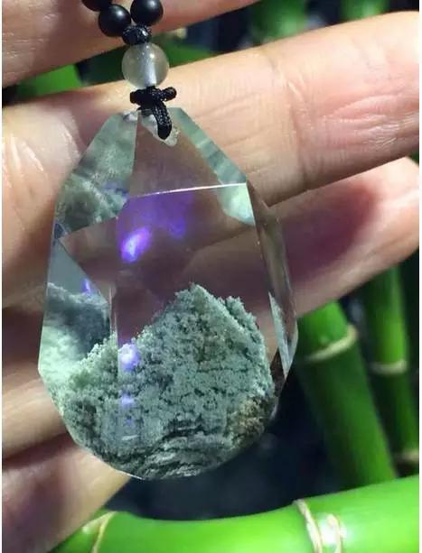 水晶绿幽灵功效与作用,如何辨别绿幽灵水晶的价值？