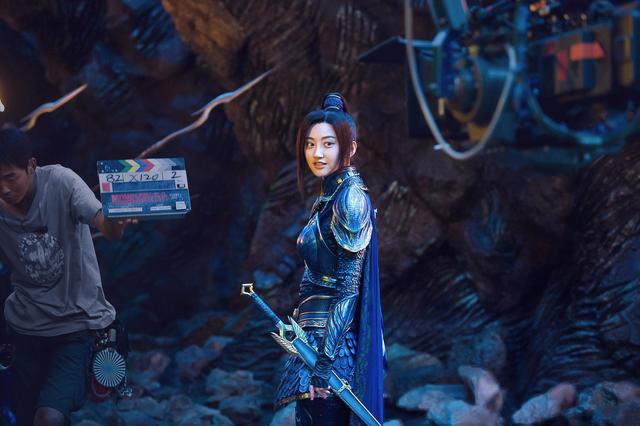 看了骷髅岛你怎样评价景甜的演技