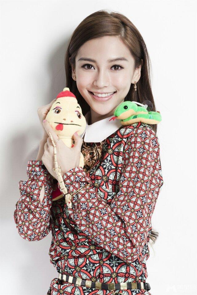 杨颖孕照:为什么会有那么多人质疑Angelababy代孕呢？