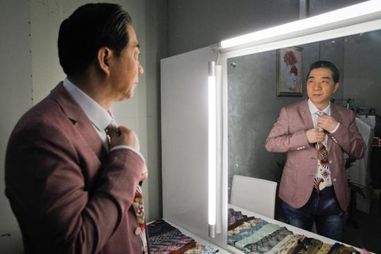 桑洁简介:张召忠局座在网络里影响力这么大是什么原因