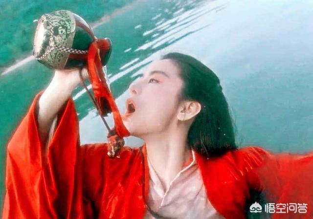 葵花宝典秘籍:为什么东方不败练成葵花宝典和坐稳日月教主之后没有去称霸武林