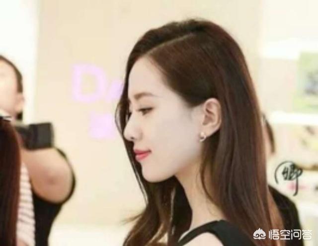 娜娜娜扎侧脸对比:为什么有人侧颜比正脸好看多了？