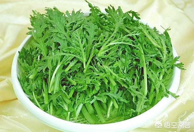 菜窝窝头的做法窍门:茼蒿玉米窝窝头做法是什么？